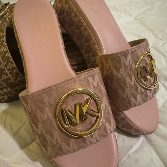 NEW. NEW NEW.  Size. 8 - 1/2  2  two pairs - Picture 3 of 6